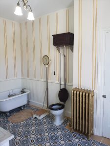 Restoring Victorian Decor in Your Bathroom